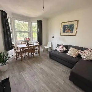 modern-2-bedroom-flat-se6.cambridgehotelsuk.com/